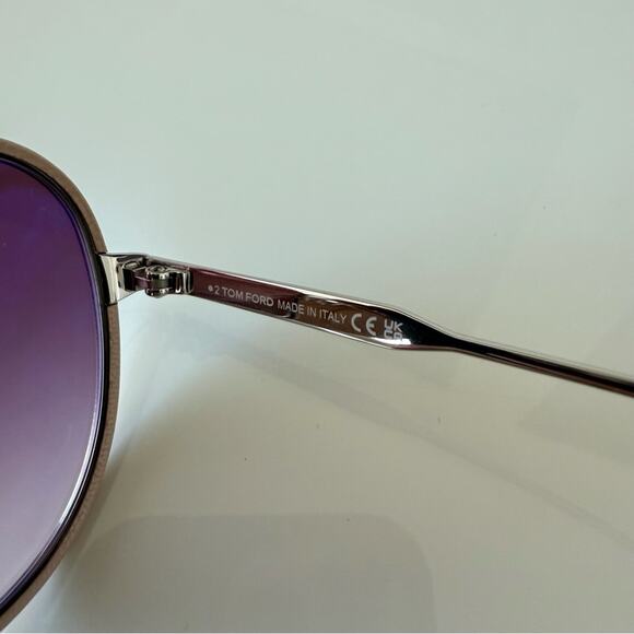Tom Ford Jessie 02 TF1016 18Z unisex sunglasses Retail 1350$ main image 7
